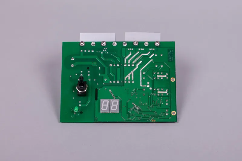 Carte avec afficheur d'électrolyseur Energy Sel, Sel Basic et Sel Clear (E3 et E4)